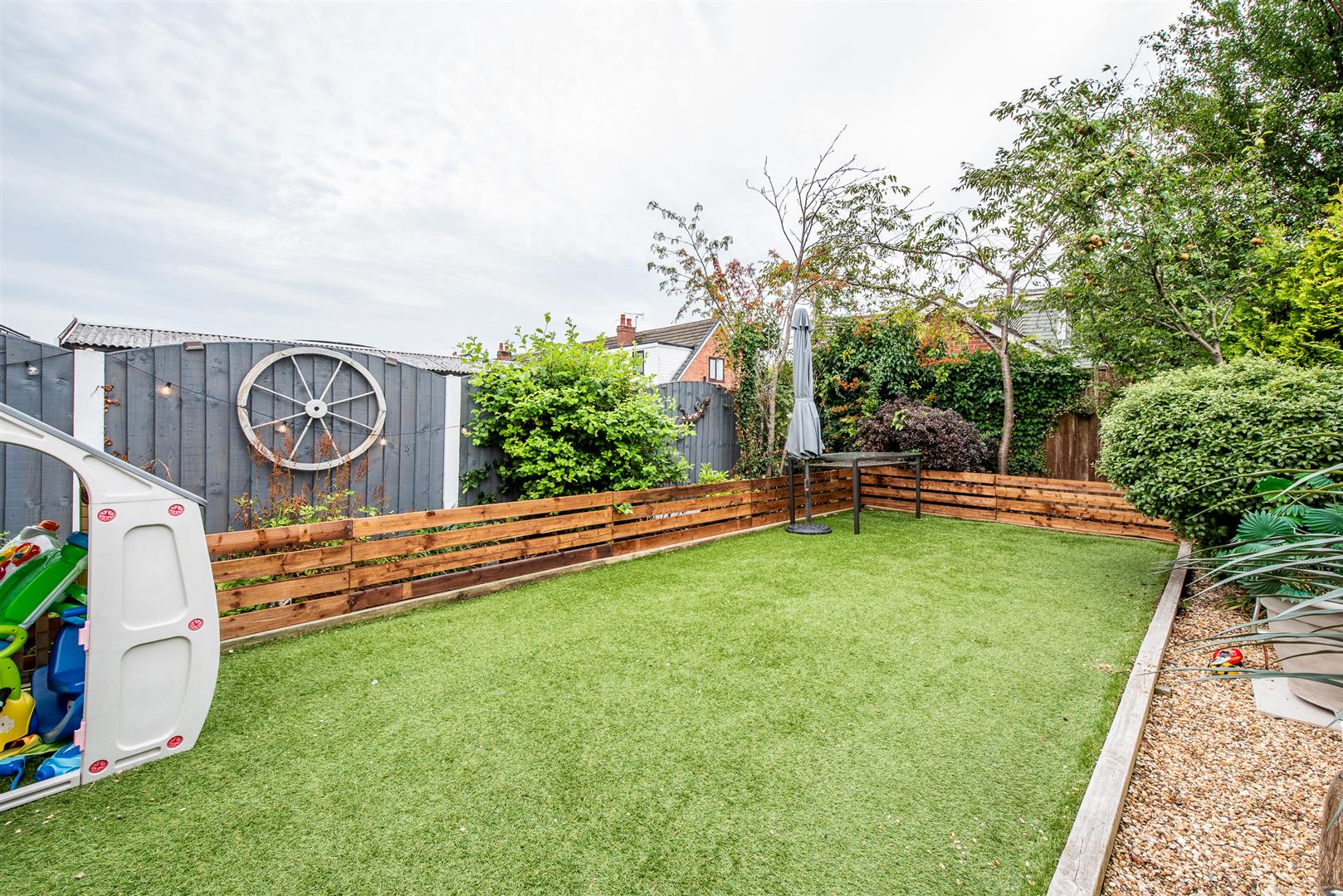 4 bed property in Lever House Lane, Leyland